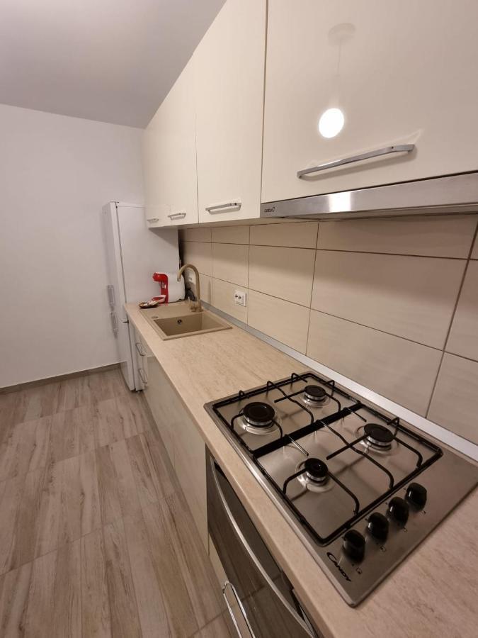 Dreams Escape Apartment Craiova Exterior photo