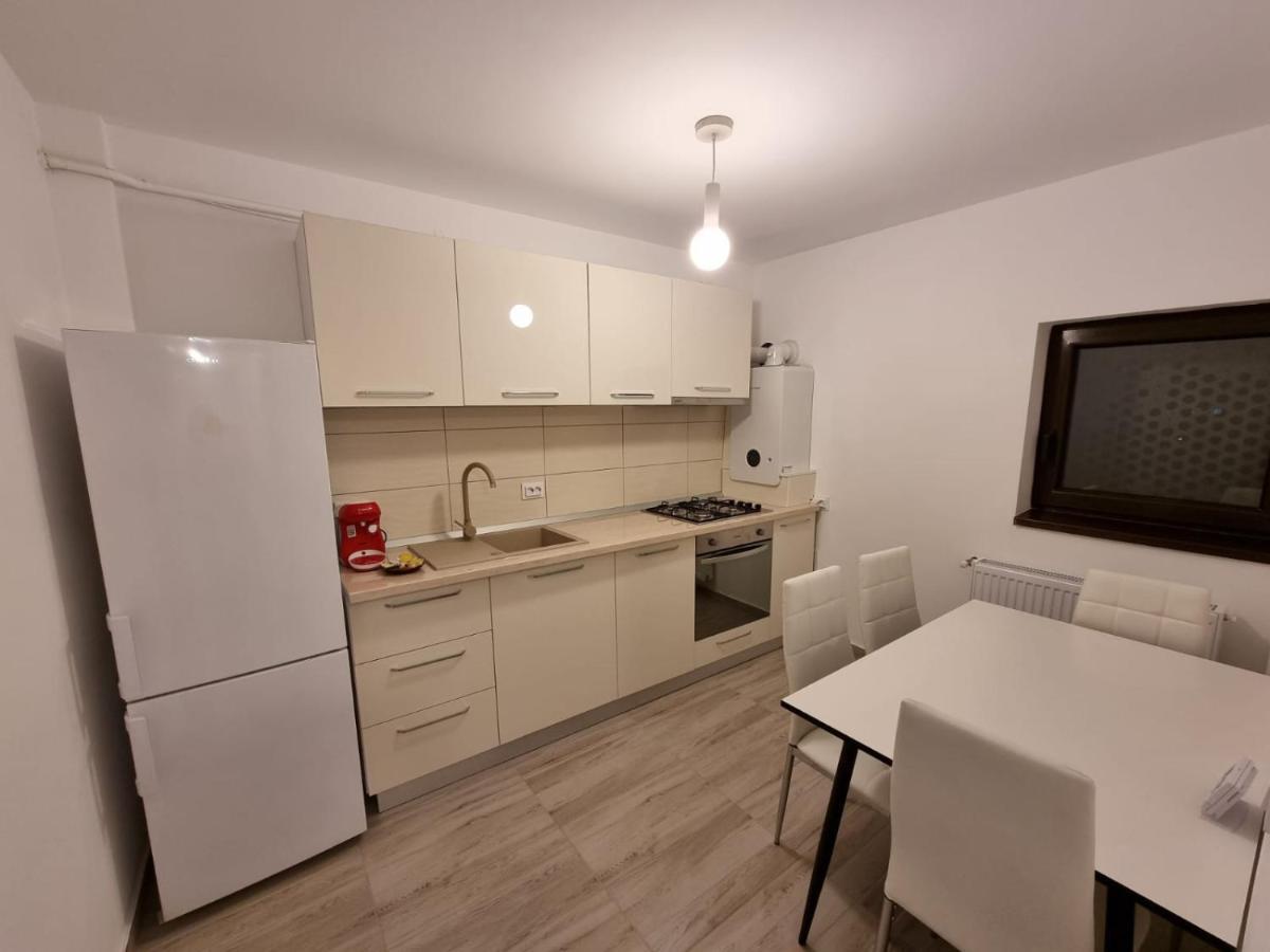 Dreams Escape Apartment Craiova Exterior photo
